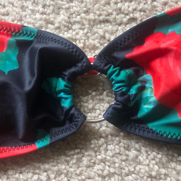 Ozei swim rose bikini top NWT - Picture 4 of 12